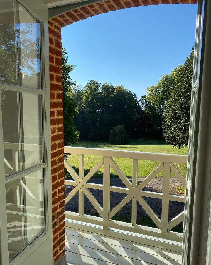 La Maison Du Cavalier, Chateau De Lavenue Pierrefitte-en-Auge Kültér fotó
