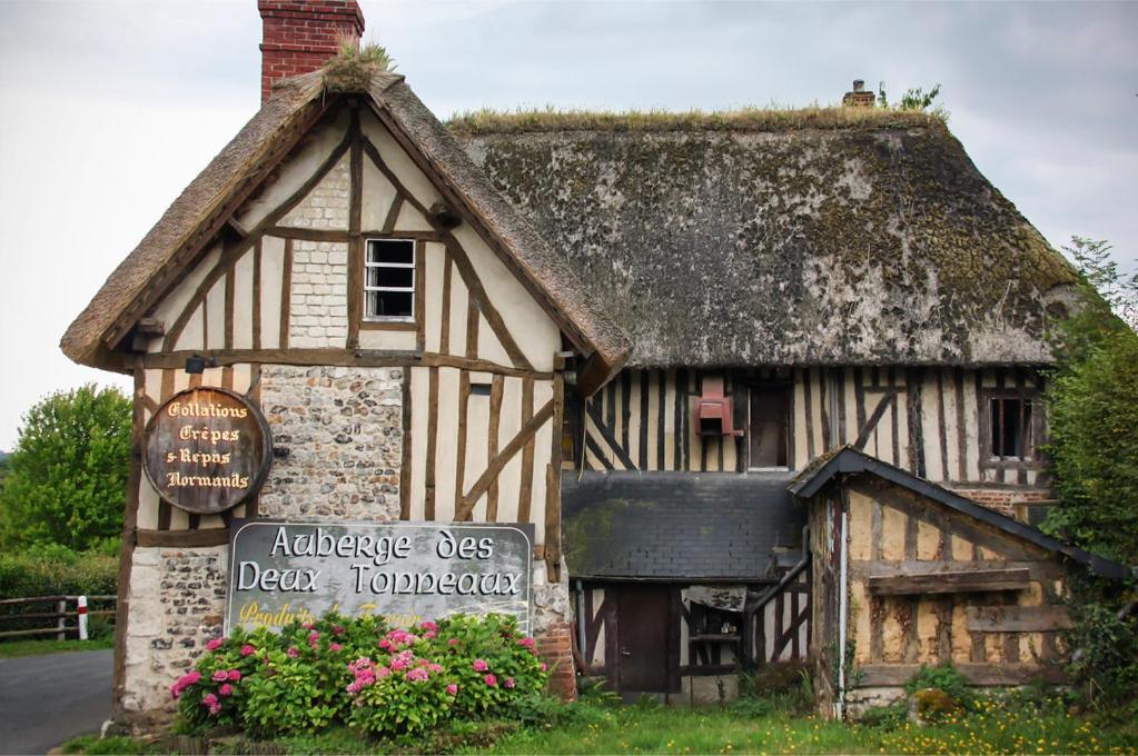 La Maison Du Cavalier, Chateau De Lavenue Pierrefitte-en-Auge Kültér fotó