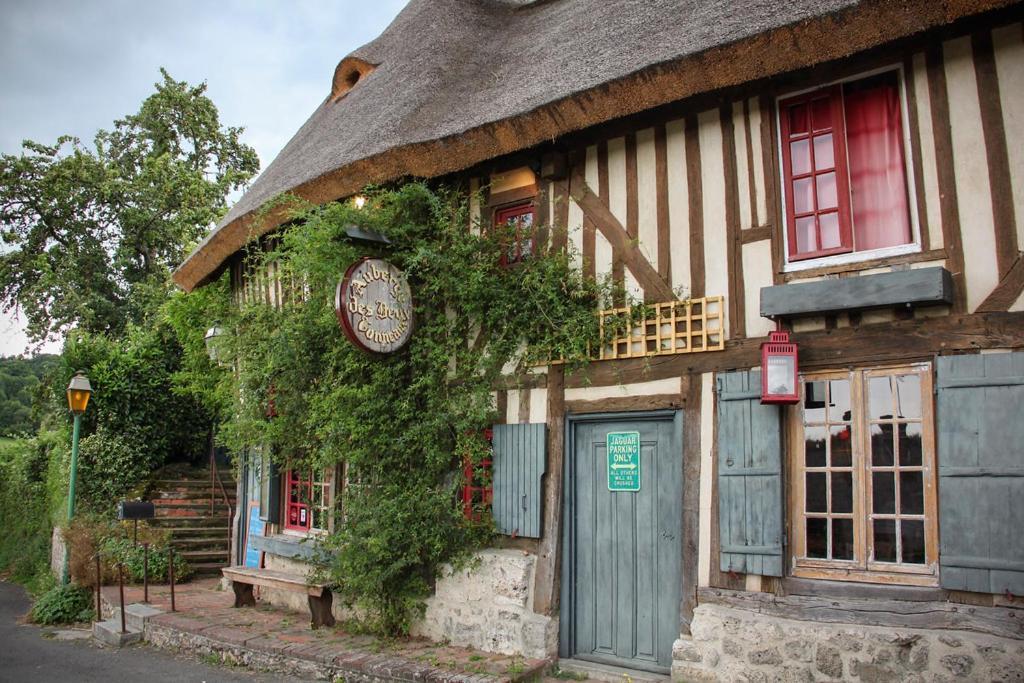 La Maison Du Cavalier, Chateau De Lavenue Pierrefitte-en-Auge Kültér fotó