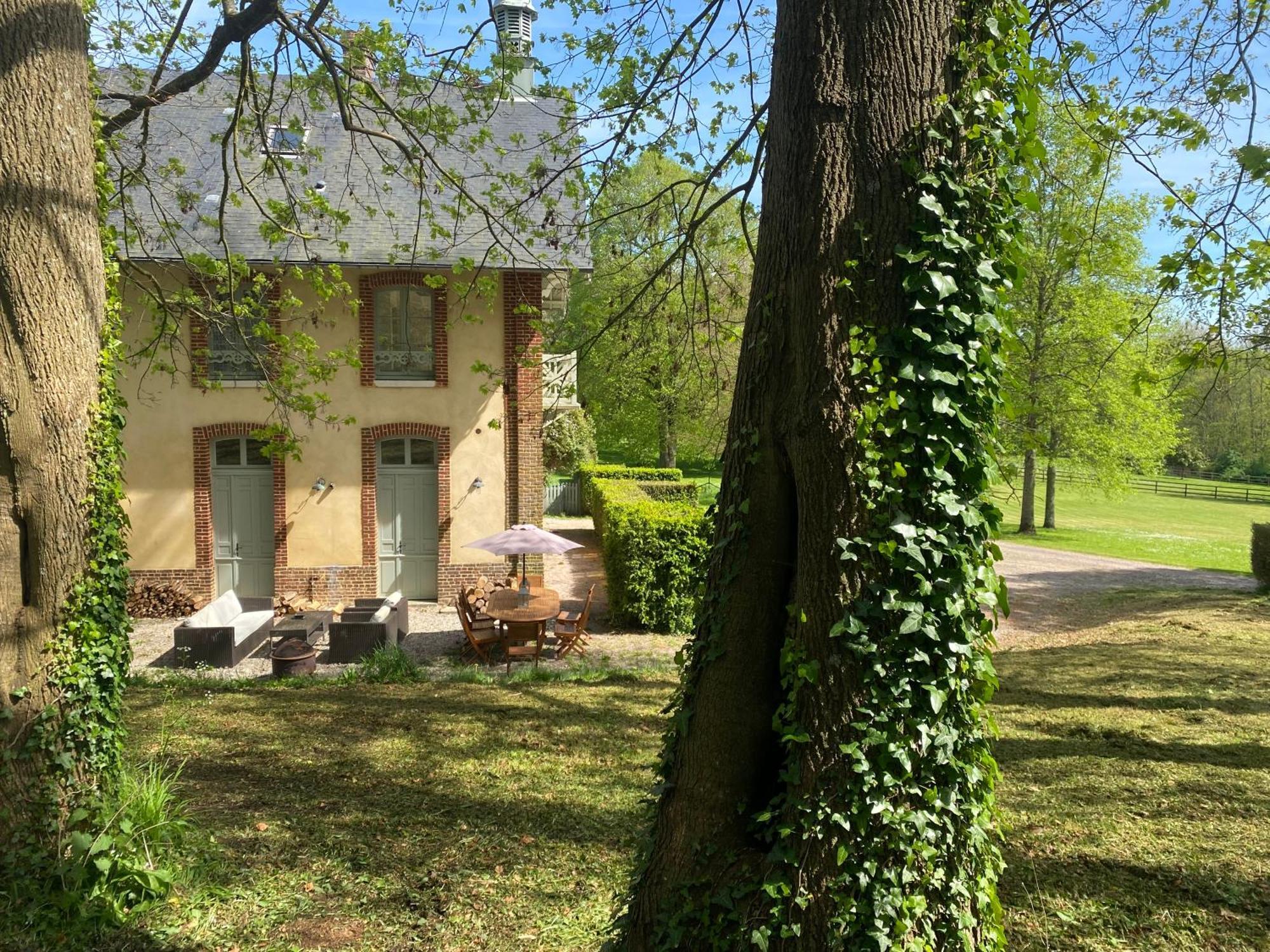 La Maison Du Cavalier, Chateau De Lavenue Pierrefitte-en-Auge Kültér fotó